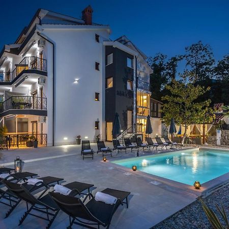 Villa Adriatic, Apartment Rebecca With Heated Swimming Pool, Sew View, Childrens Playground Ičići Eksteriør billede