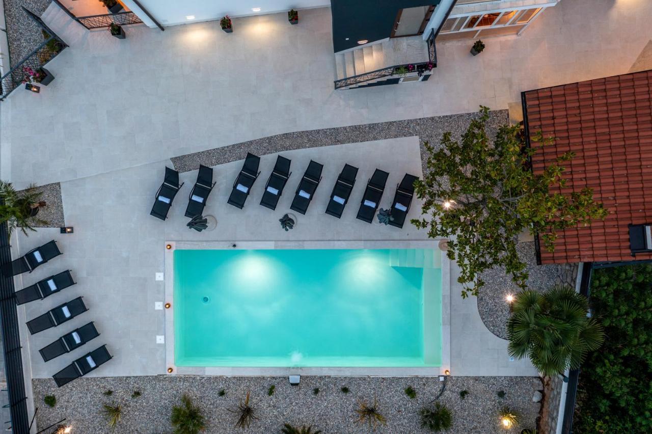 Villa Adriatic, Apartment Rebecca With Heated Swimming Pool, Sew View, Childrens Playground Ičići Eksteriør billede